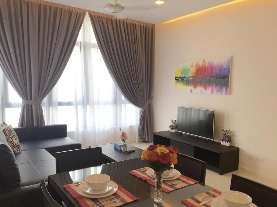 Tropicana Avenue B32-09, Petaling Dzsaja Kültér fotó